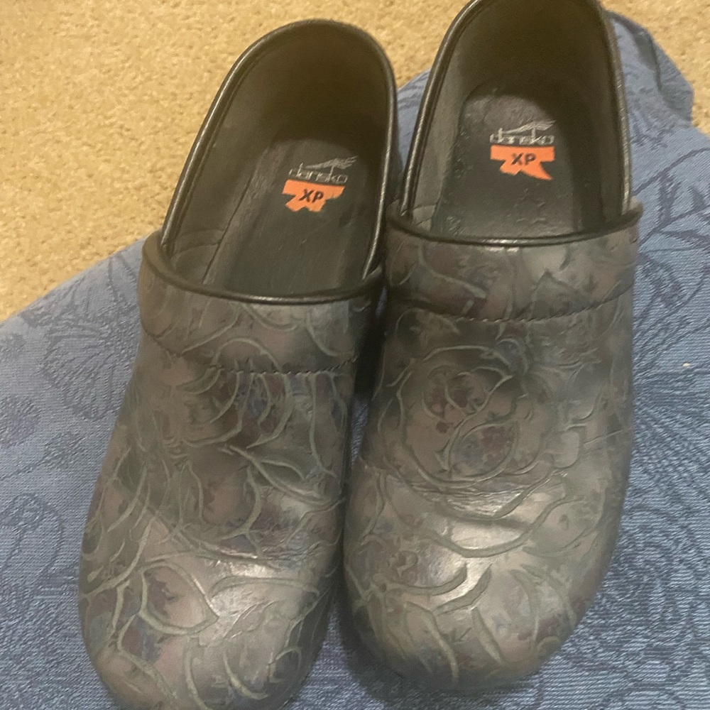 Dansko XP Clogs Size 40